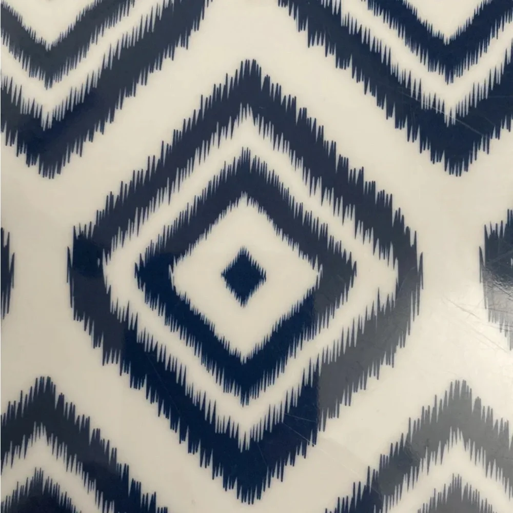 Jonathon Adler 11” Melamine Dinner chop Plate platter Blue White diamond pattern